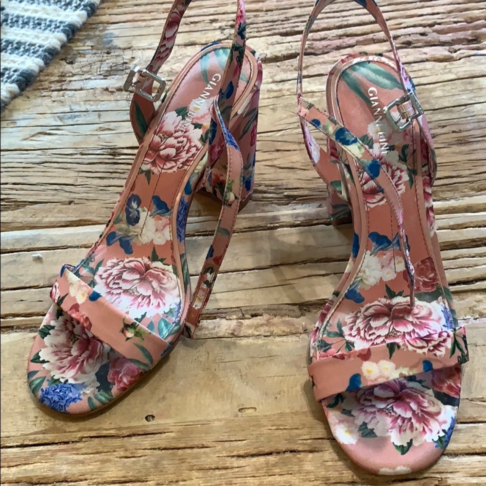 Gianni Bono floral print heels